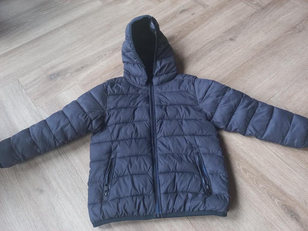 Minoti donkerblauwe winterjas maat 104/110, Gebruikt, Jongen of Meisje, Ophalen of Verzenden, Minoti