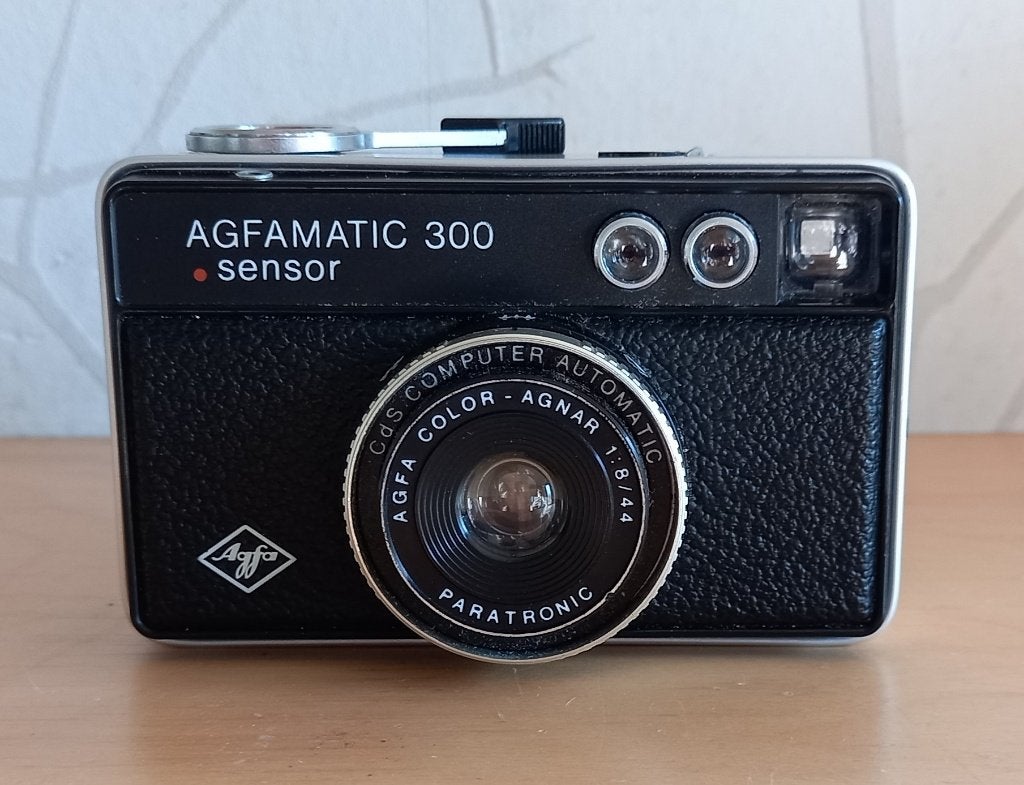 VINTAGE AGFAMATIC 300 sensor CAMERA, Ophalen of Verzenden, Gebruikt, Compact, Overige Merken