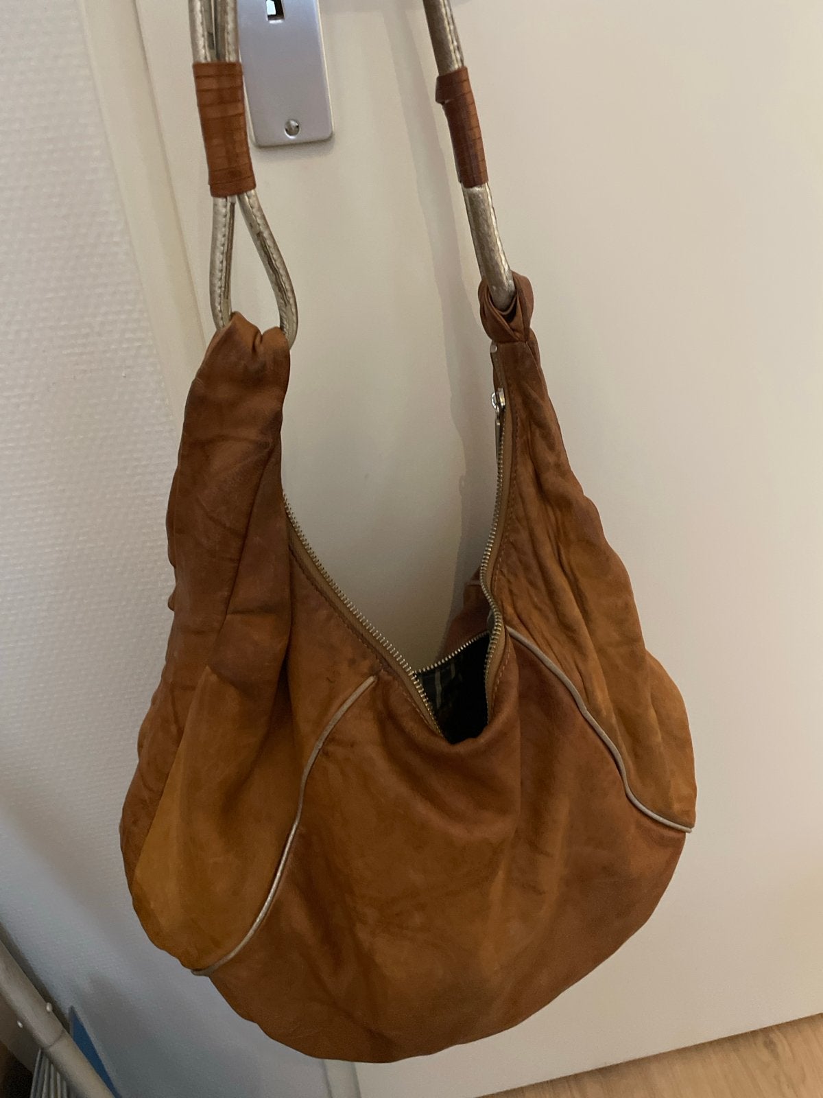Bruine leren schoudertas - MIMCO, Ophalen of Verzenden, Gebruikt, Bruin, Schoudertasje