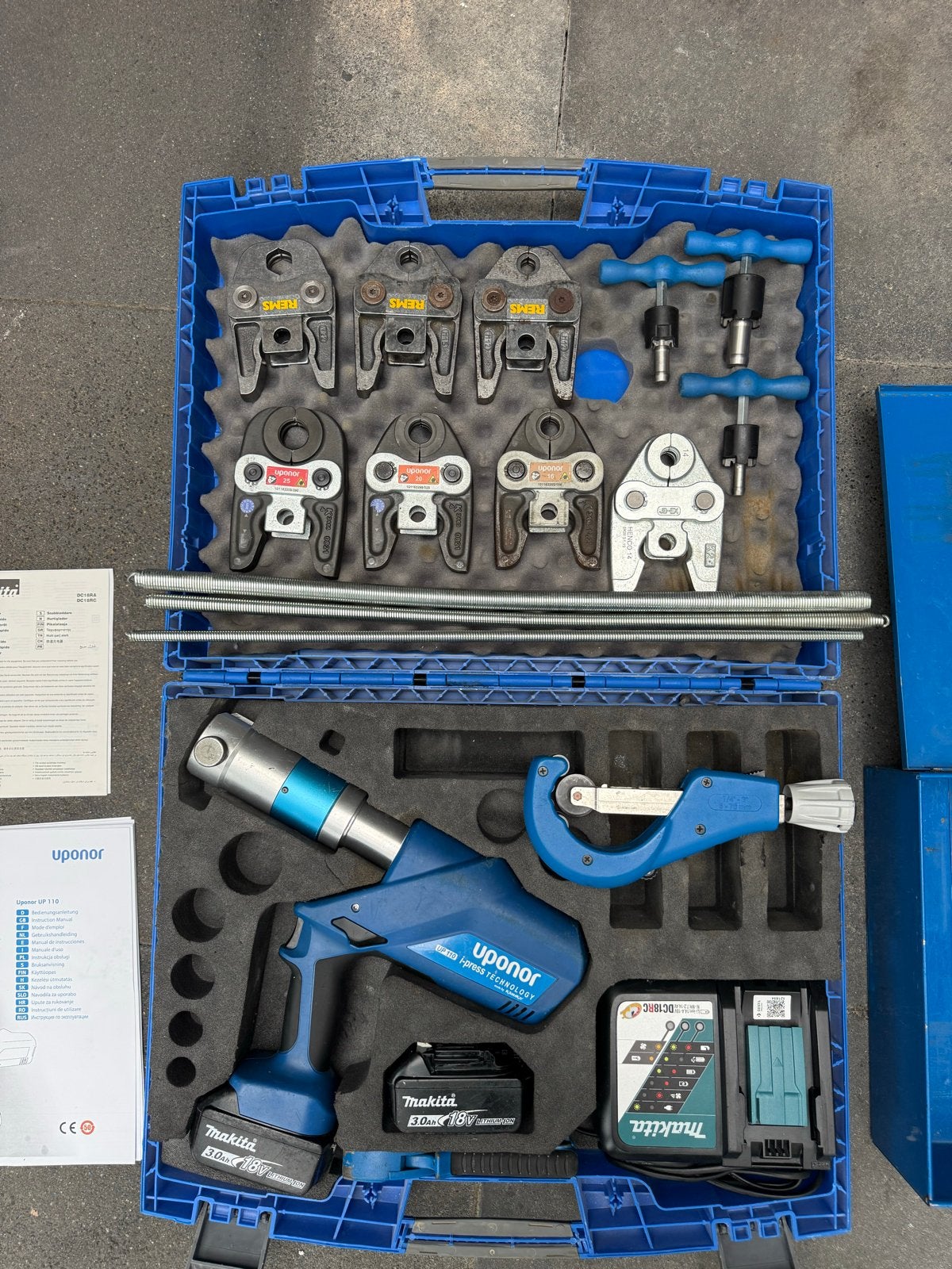 Uponor perstang compleet met lader, accu's, persbekken, Ophalen, Gebruikt, Overige typen, Overige merken