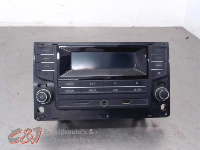 Radio van een Volkswagen Crafter, Gebruikt, -, Volkswagen, -