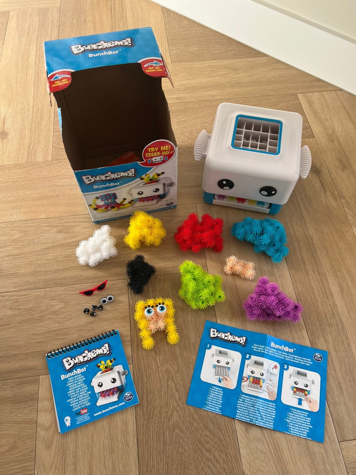Bunchems! Bunchbot met accessoires, Ophalen of Verzenden, Zo goed als nieuw