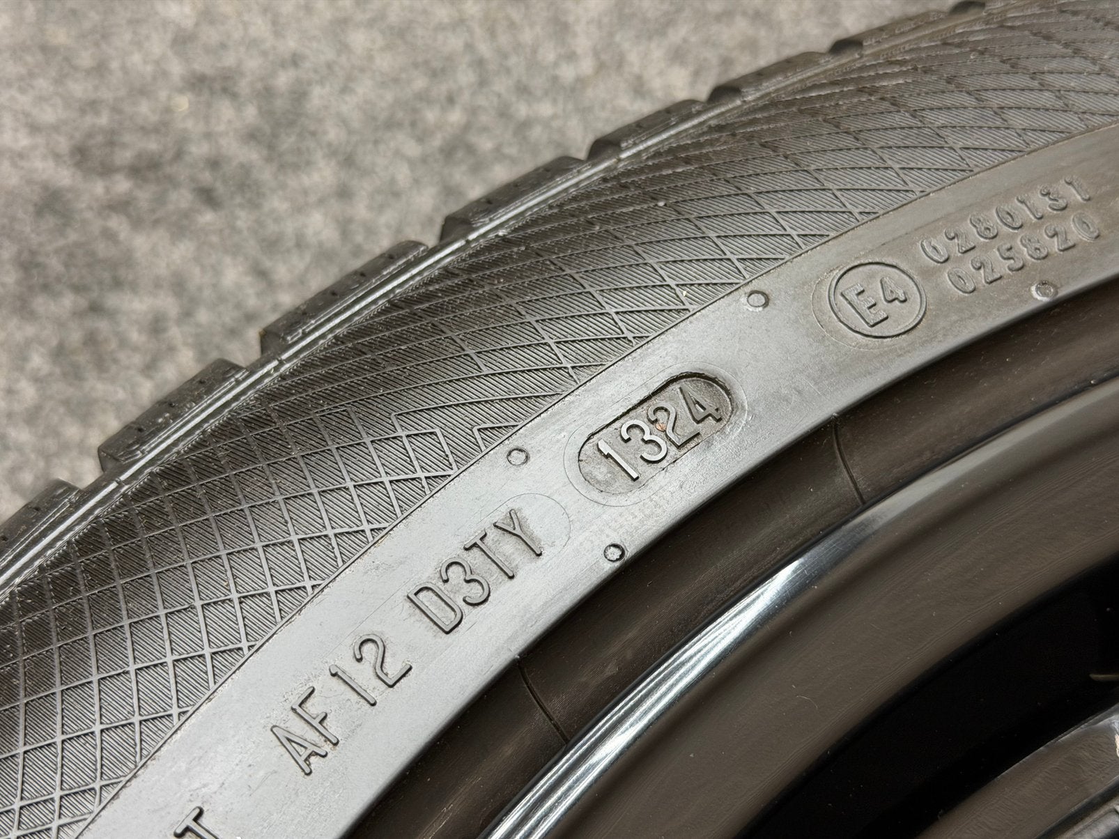 WINTER! Originele 20 inch Audi Q5 SQ5 5x112 ET39 Continental, Auto-onderdelen, Ophalen, 255 mm, ., Banden en Velgen