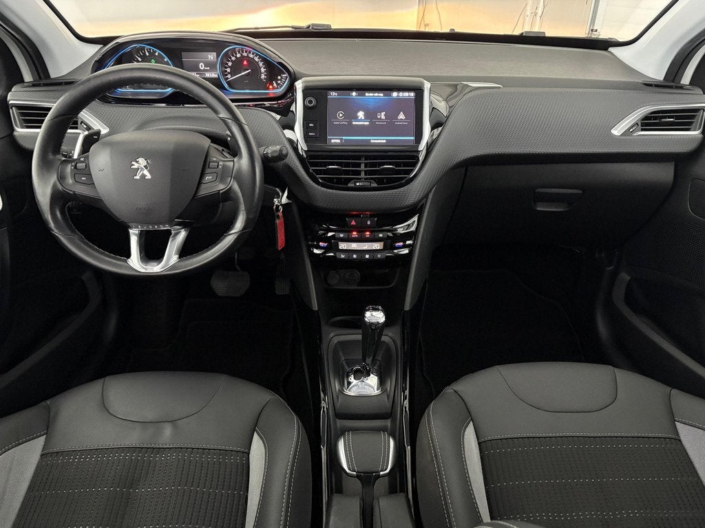 Peugeot 2008 1.2 PureTech Allure | AUTOMAAT | CARPLAY |, 450 kg, Euro 6, 1199 cc, 82 pk