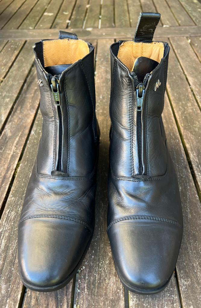 Leren jodhpurs merk Mondoni maat 37 in zeer goede staat, Ophalen of Verzenden, Zo goed als nieuw, Dressuur, Schoeisel