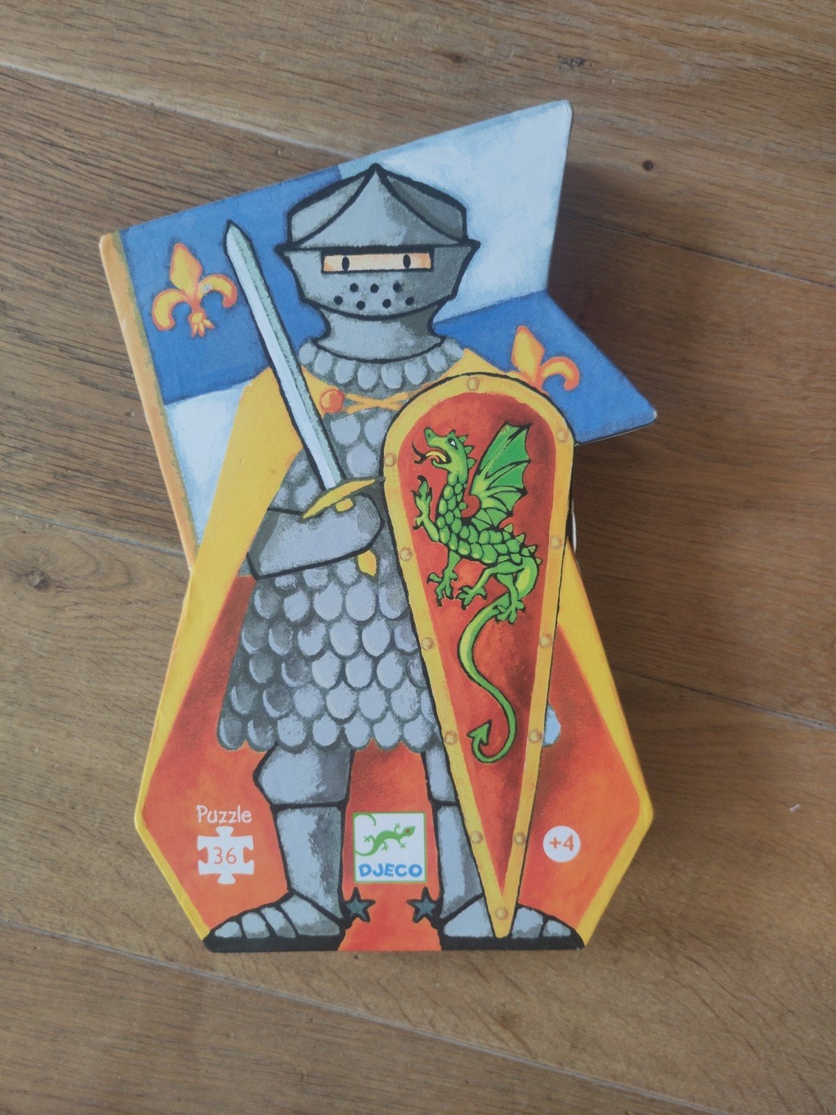 Djeco puzzel, Ophalen, 10 tot 50 stukjes, Zo goed als nieuw, 4 tot 6 jaar