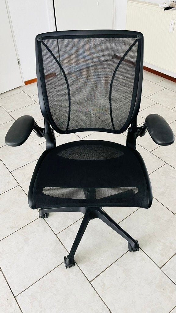 Humanscale World LM ergonomische bureaustoel – €225, Ophalen, Zwart, Zo goed als nieuw, Bureaustoel