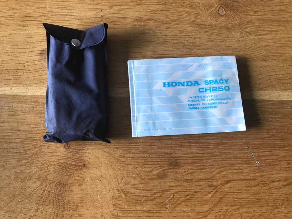 Gebruiksaanwijzing en gereedschap HONDA SPACY, Ophalen of Verzenden, Honda