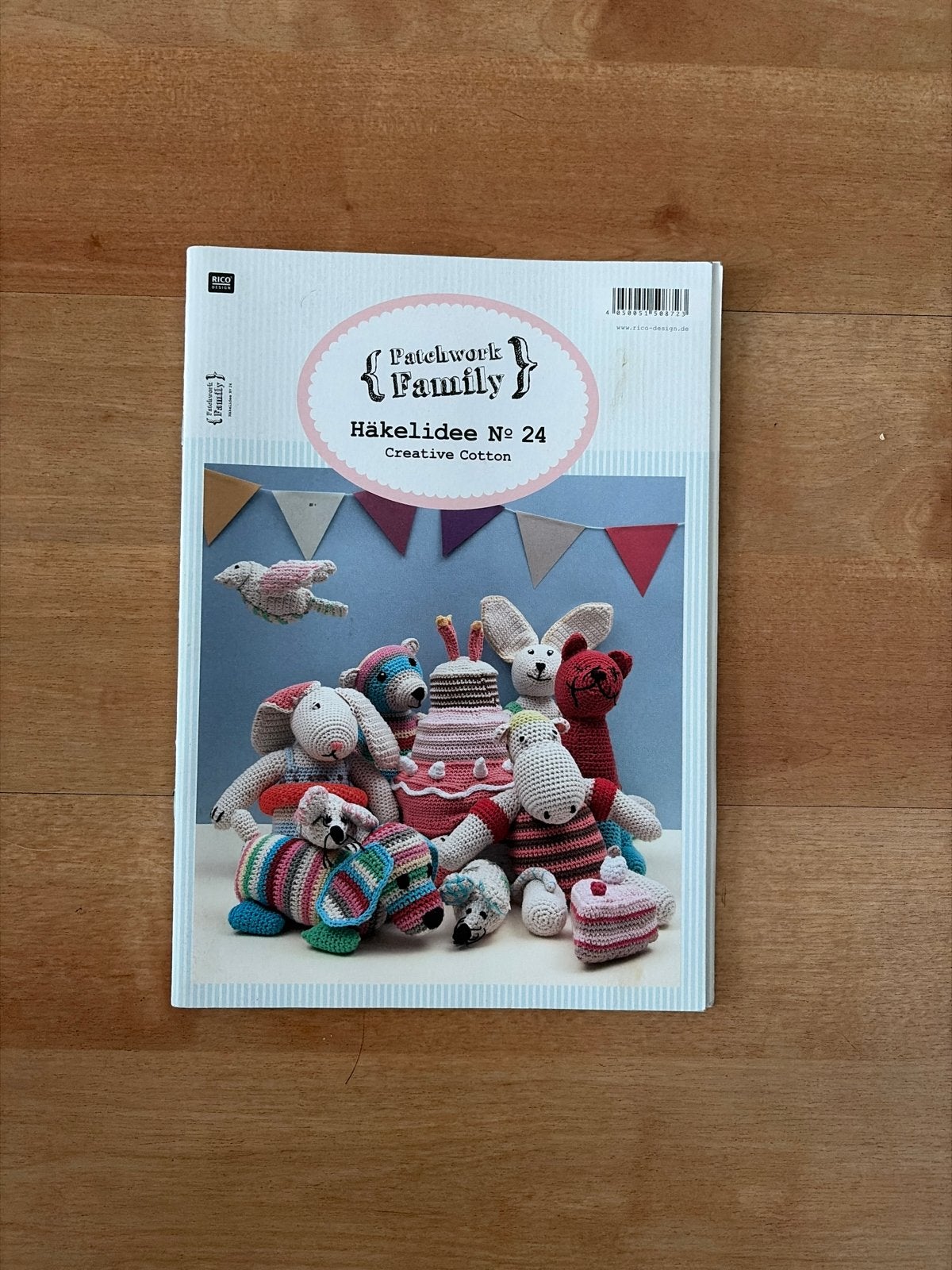 Patchwork Family Häkelidee No 24 Creative Cotton Patroonboek, Hobby en Vrije tijd, Ophalen of Verzenden, Zo goed als nieuw, Haken