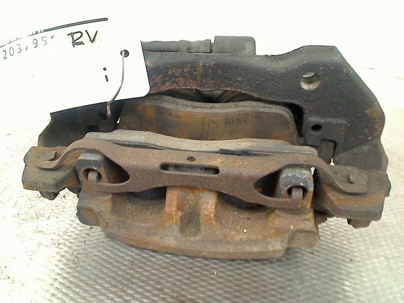Remklauw Rechts Voor Mercedes-Benz ML III (166) 2012, Gebruikt, Mercedes-Benz AG, Mercedes-Benz, Mercedesstraße 120, Stuttgart 70372, , Duitsland