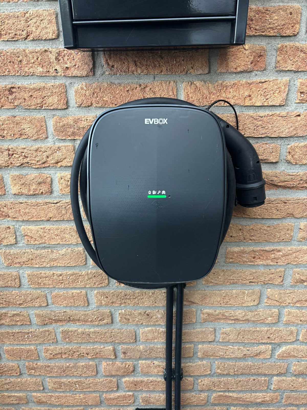 EVBOX livio. 11 kwLaadpaal voor elektrische auto's, Ophalen of Verzenden, Zo goed als nieuw, Laadpaal en Laadkabel