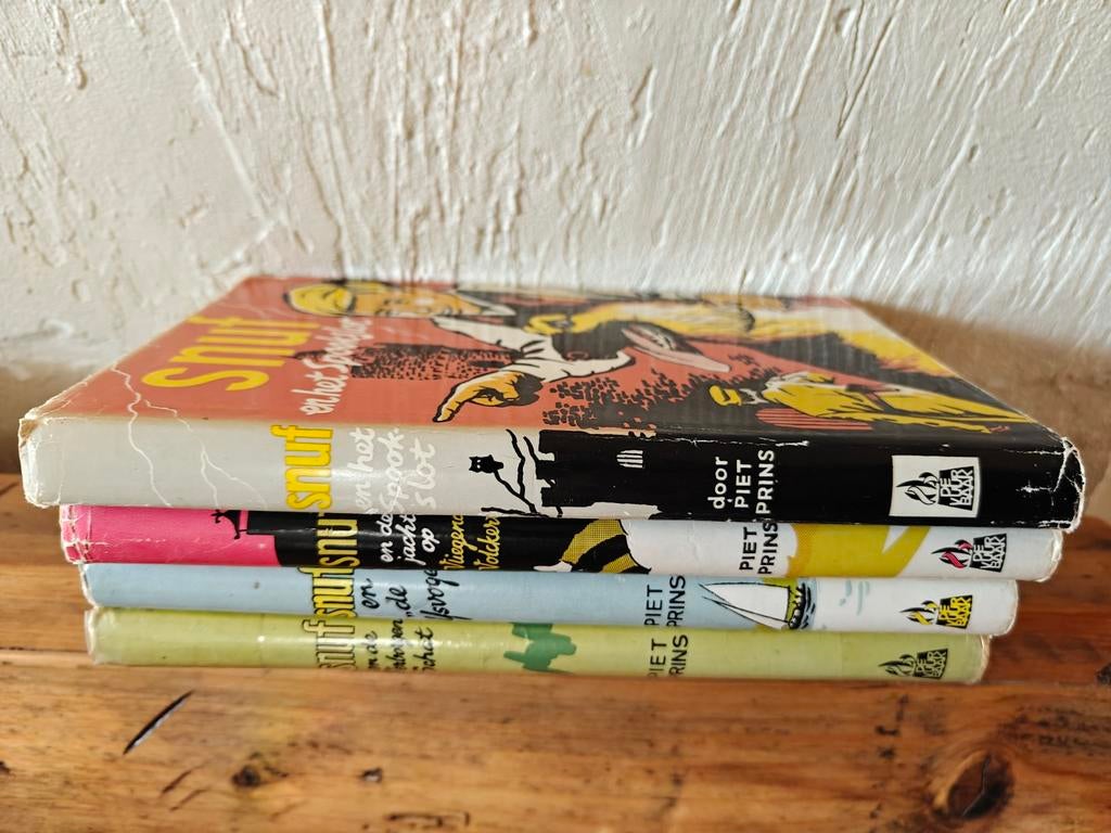 4 Vintage boeken van Snuf de Hond., Ophalen of Verzenden, Gelezen