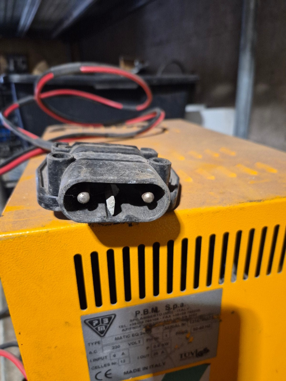 oplader 24 volt, Ophalen of Verzenden, Gebruikt