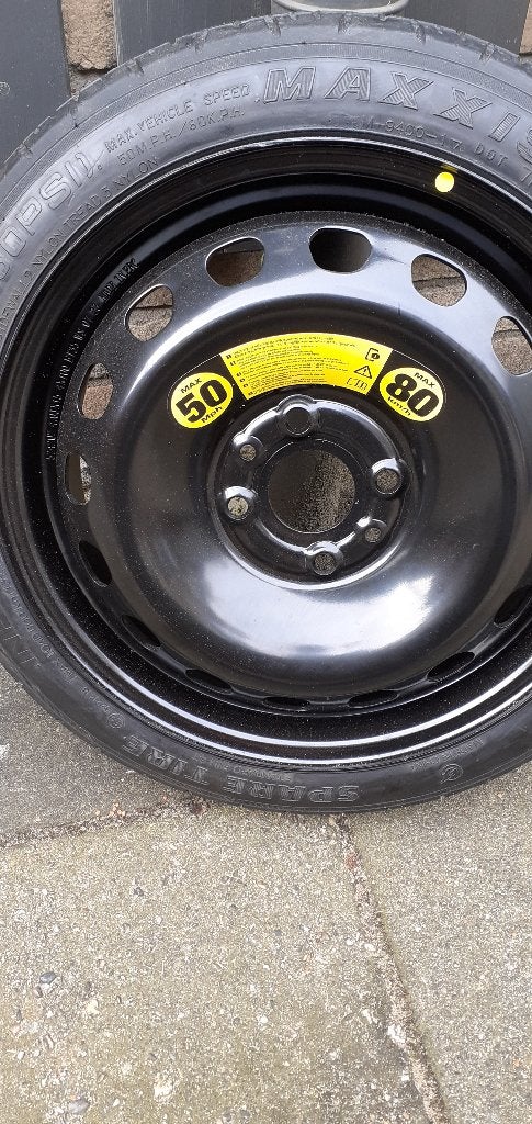 Te koop thuiskomer voor o.a. opel Karl, Ophalen, Gebruikt, Banden en Velgen, Overige maten