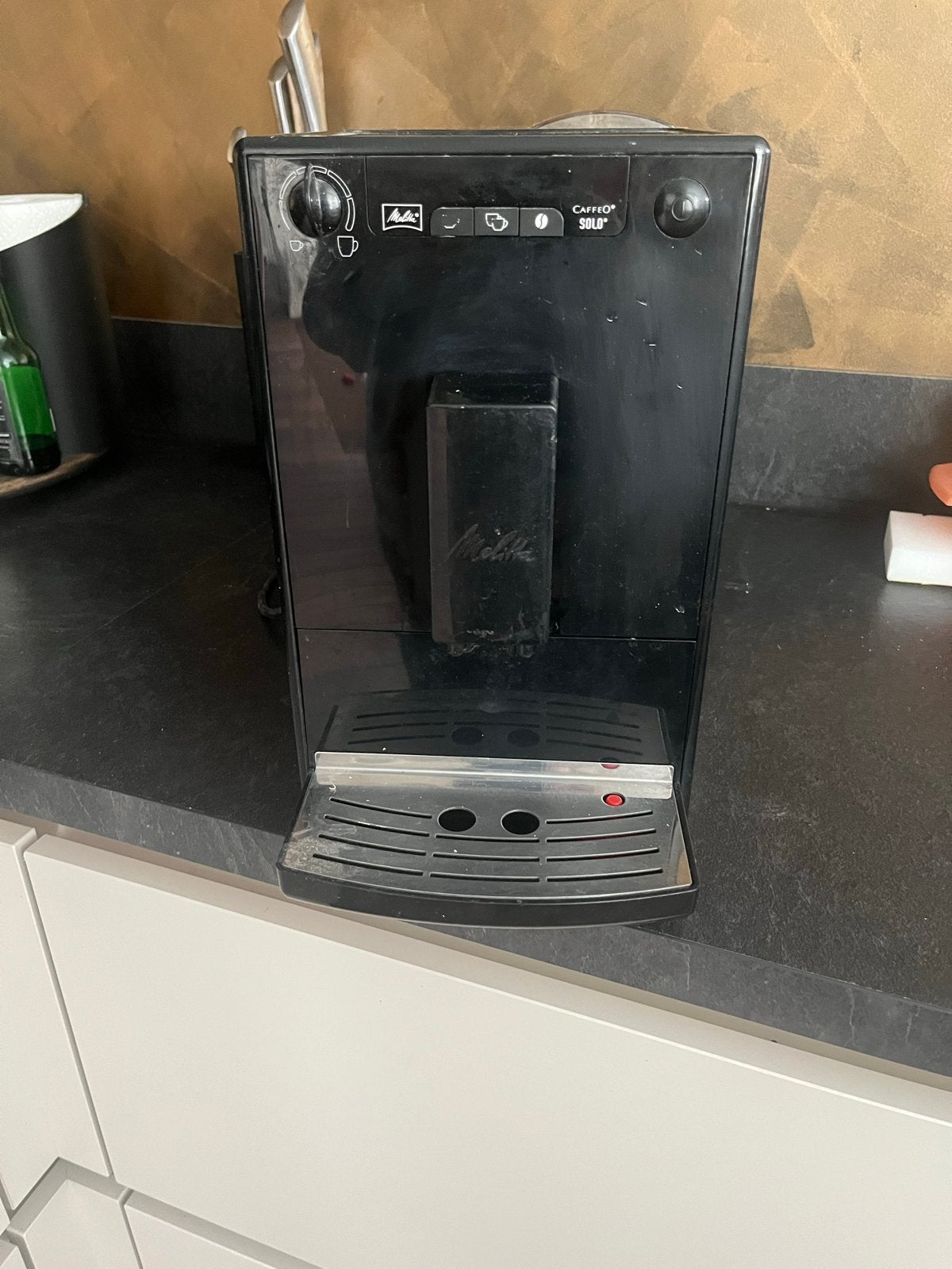 Melitta Caffeo Solo Bonen Koffiemachine - Gereviseerd, 2 tot 4 kopjes, Koffiemachine, Refurbished, Koffiebonen