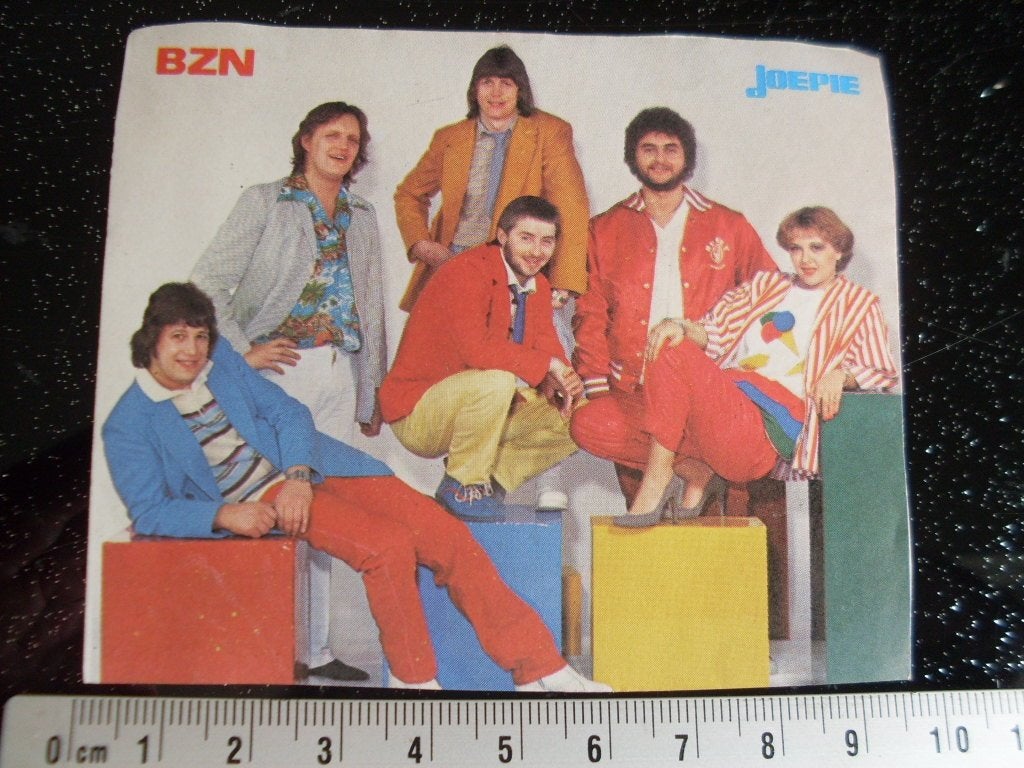sticker BZN Joepie, Verzamelen, Verzenden, Zo goed als nieuw, Film, Tv of Omroep