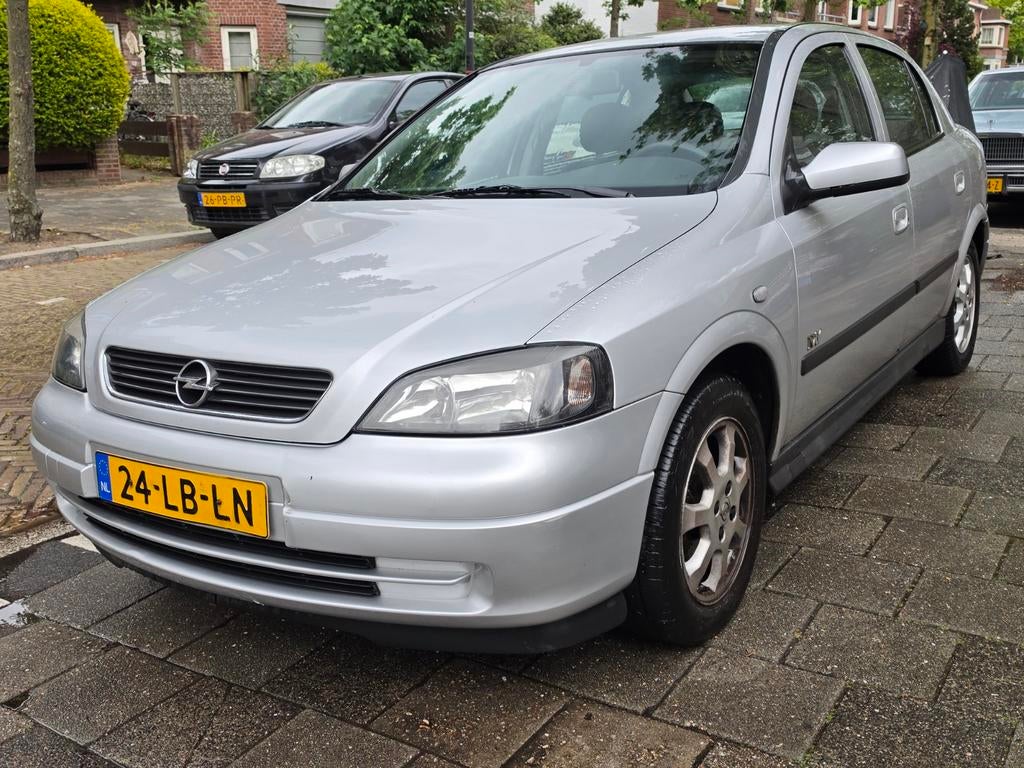 Opel Astra 1.6 16V - 5DRS - Airco - NWE APK!, Auto's, Voorwielaandrijving, Stof, Zwart, 4 cilinders
