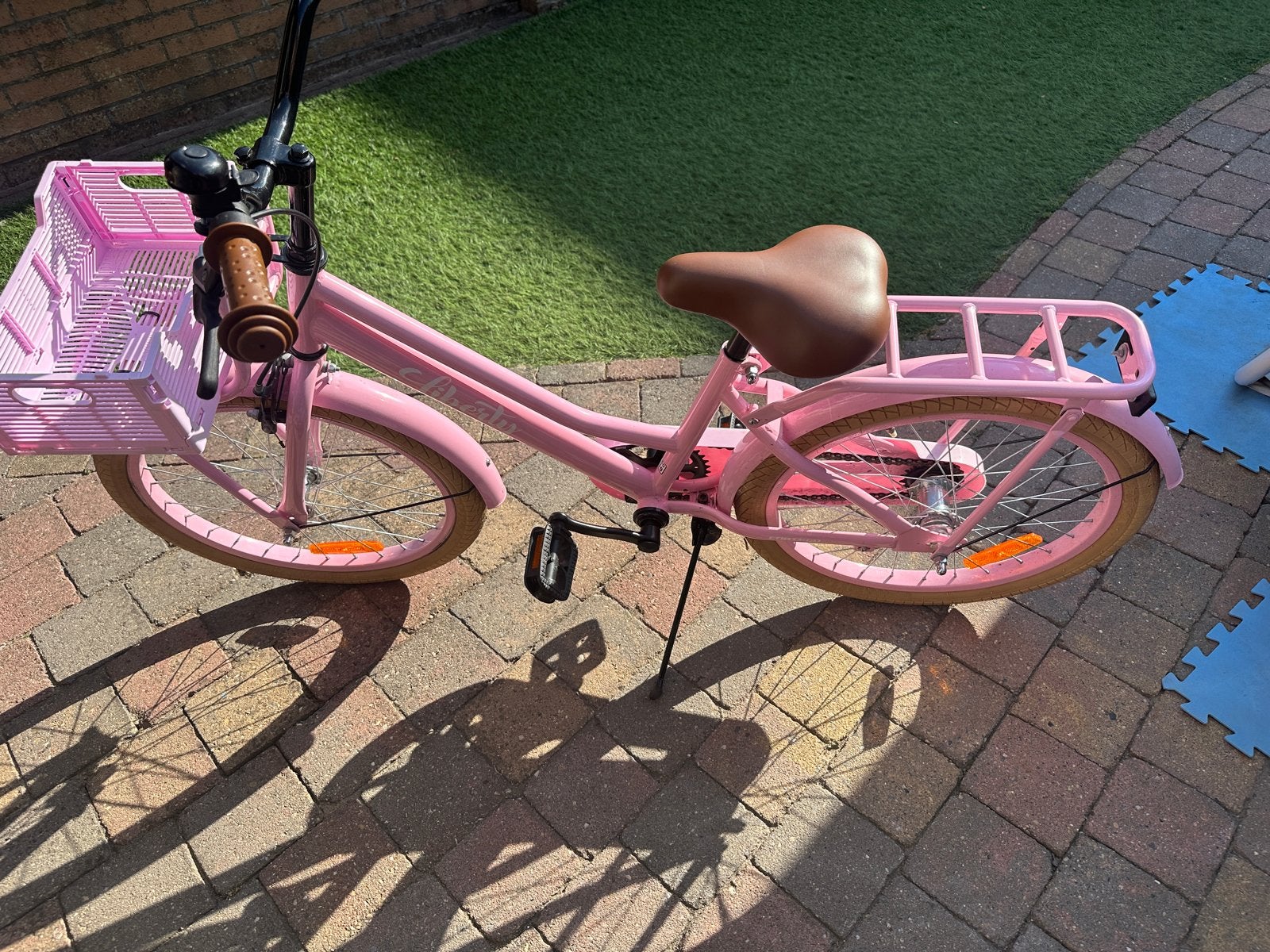 Roze kinderfiets Liberty 20 inch met mandje, Ophalen, Zo goed als nieuw, Terugtraprem, 20 inch of meer