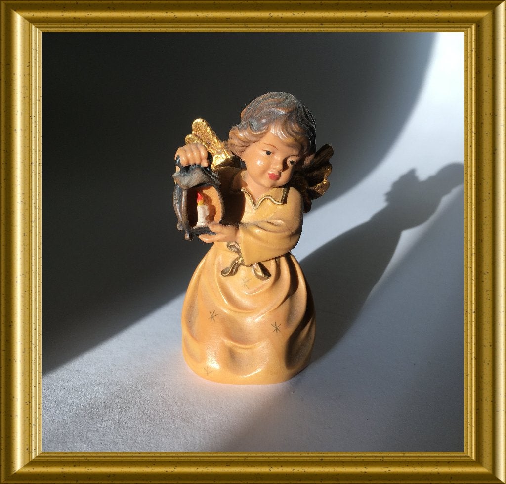 Oud houtsnijwerk: houten beeldje, engeltje, Moroder, Minder dan 20 cm, Ophalen of Verzenden, Handgemaakt, Beeld