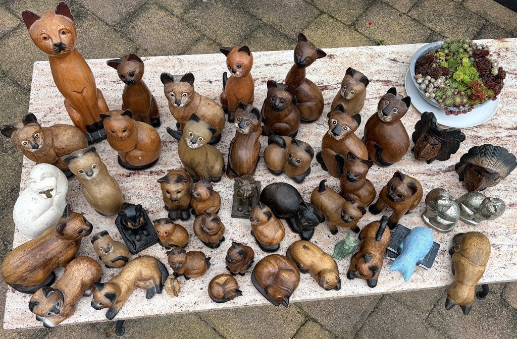 Verzameling houten katten, Ophalen, Zo goed als nieuw