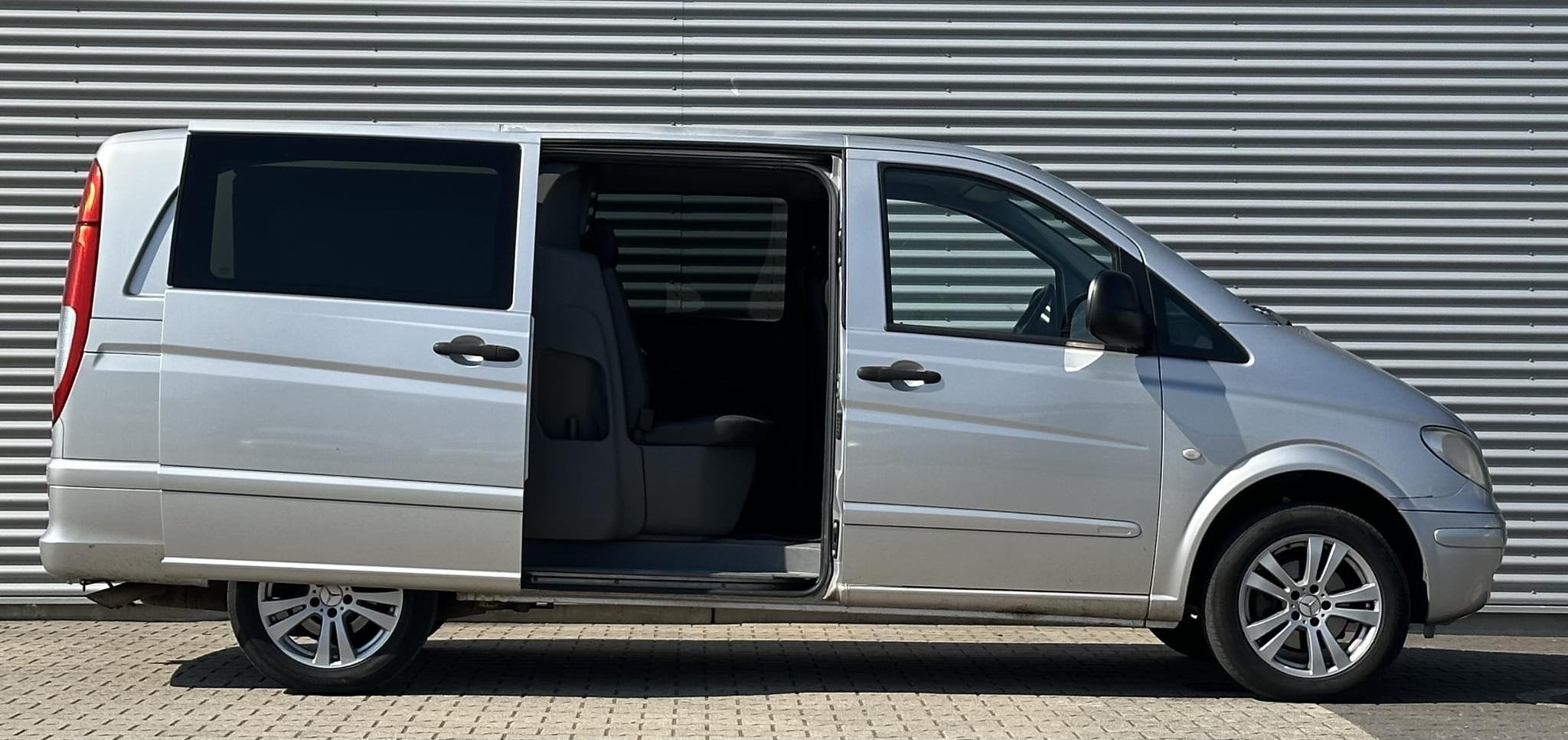 Mercedes-Benz Vito 109 CDI 320 Lang DC Amigo luxe Dubbele ca, Auto's, Gebruikt, 2000 kg, Bedrijf, Traction-control