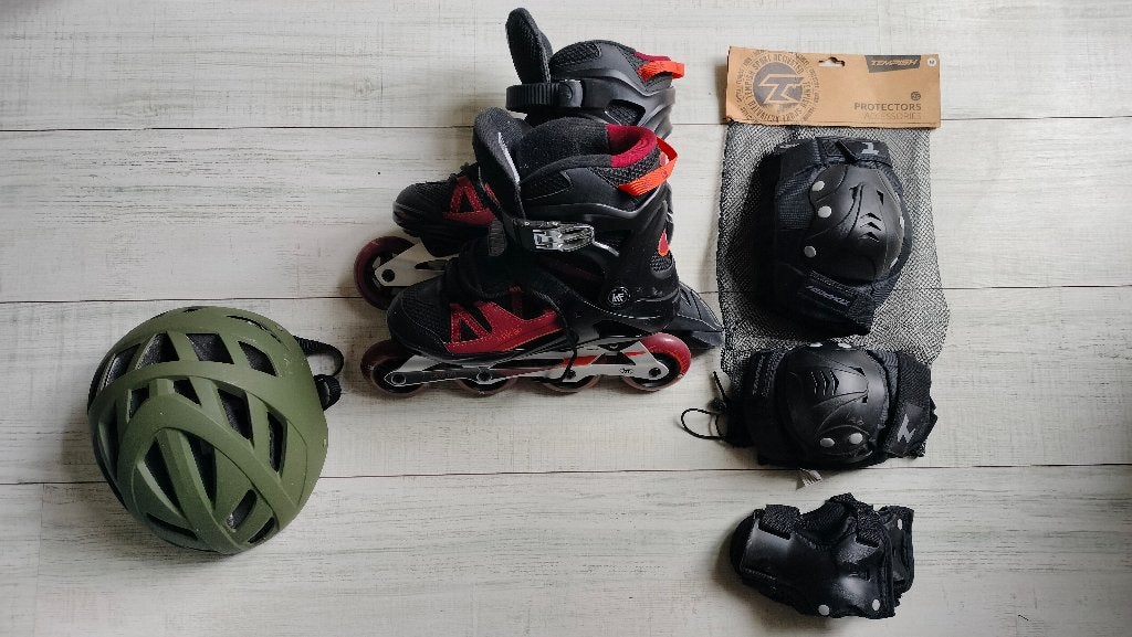 inline skates + bescherming, als nieuw., Zo goed als nieuw, Inline skates 4 wielen, Dames, Ophalen
