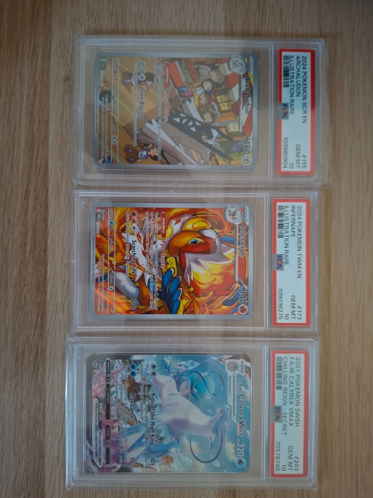 3 PSA 10 Pokémonkaarten: Archaludon, Infernape, Calyrex VMAX, Ophalen of Verzenden, Zo goed als nieuw, Meerdere kaarten