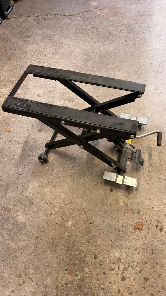 motorlift Datona hydraulisch, Ophalen