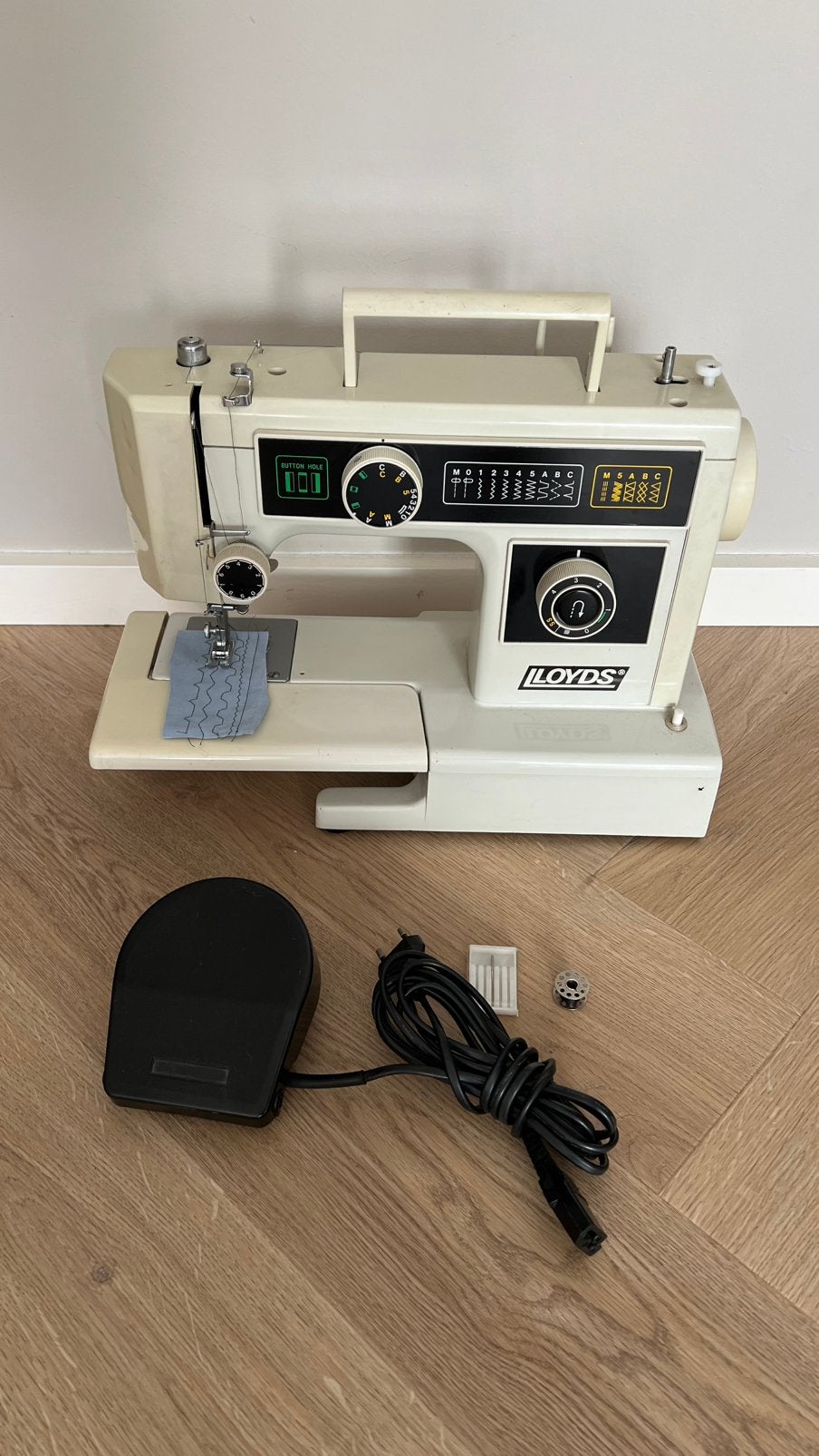 lloyds victoria naaimachine model 653, Ophalen of Verzenden, Gebruikt, Naaimachine, Overige merken