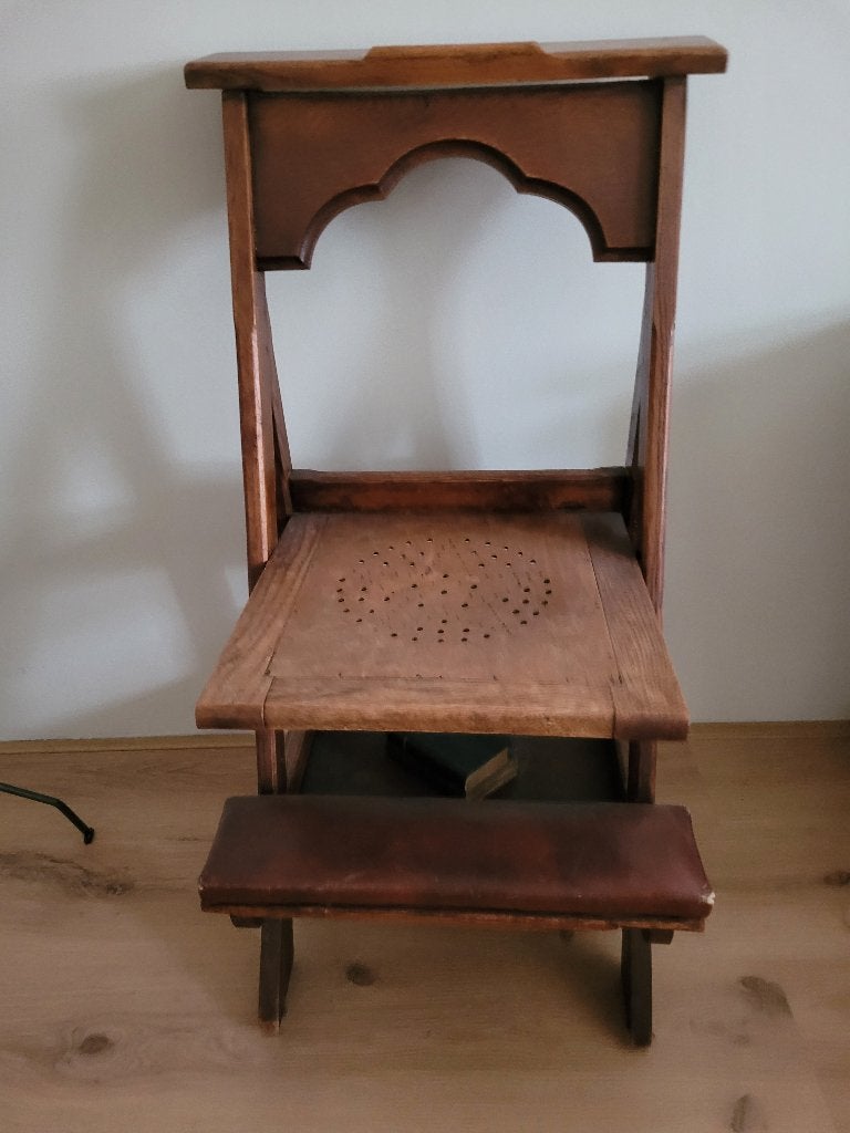 bid stoel, Ophalen