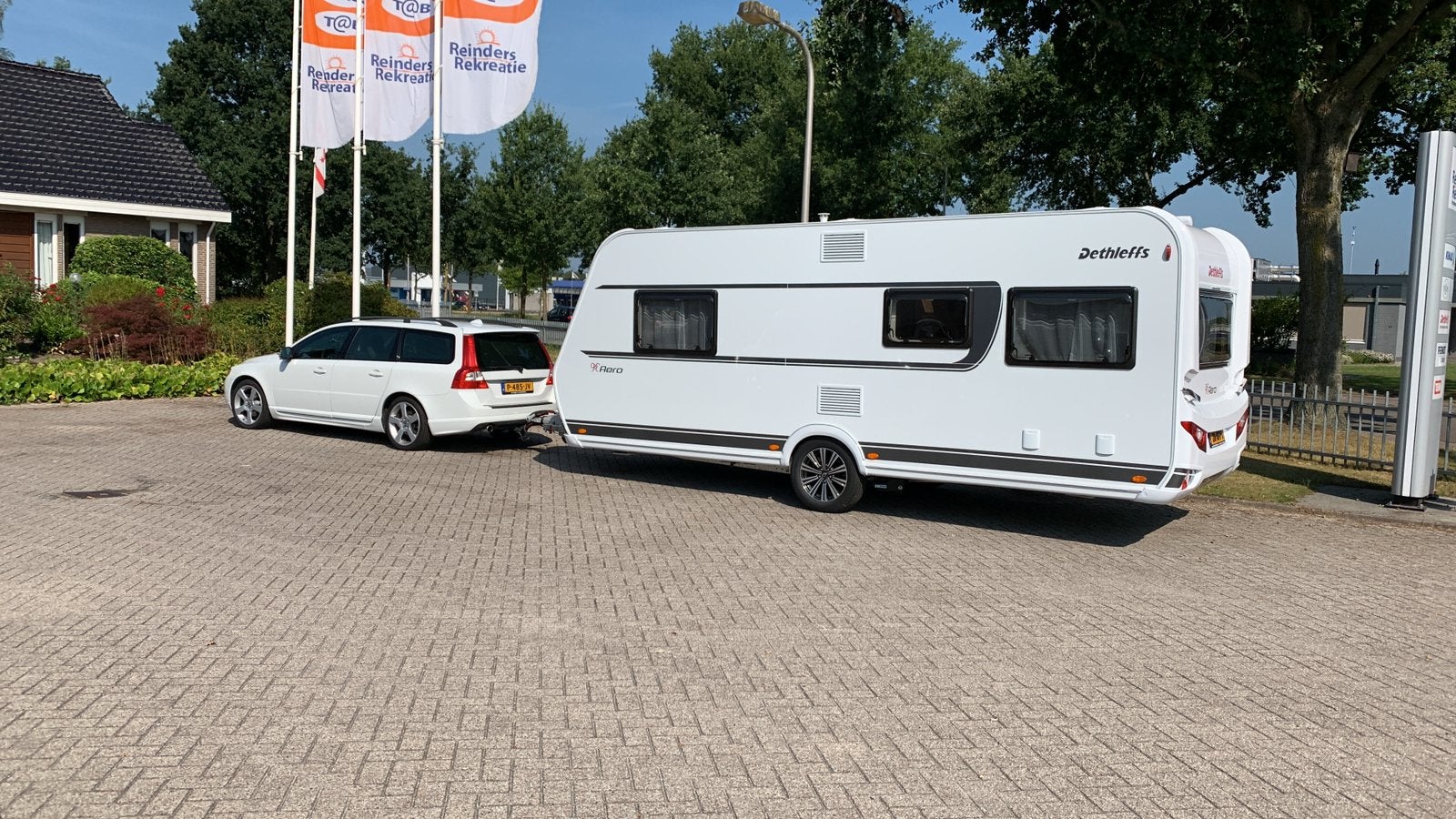 Dethleffs Aero 520 ER 90years jubileum FullOptions 1800kg as, Rondzit, Schokbreker, Particulier, Dethleffs