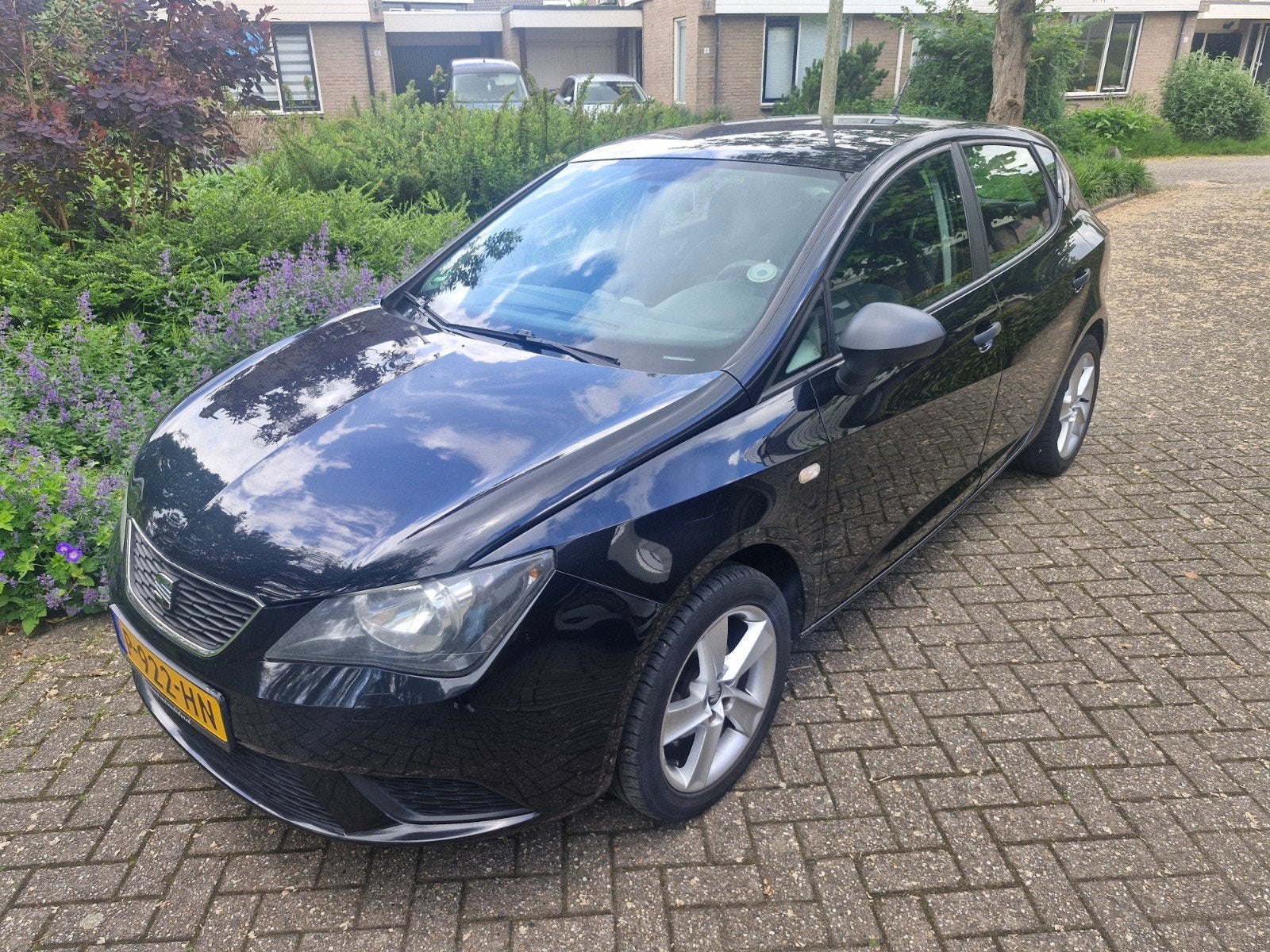 Seat Ibiza 1.4 (2013) - Slechts 115.000 km - Stoelverwarming, Auto's, Seat, Voorwielaandrijving, Stof, 40 €/maand, 4 cilinders