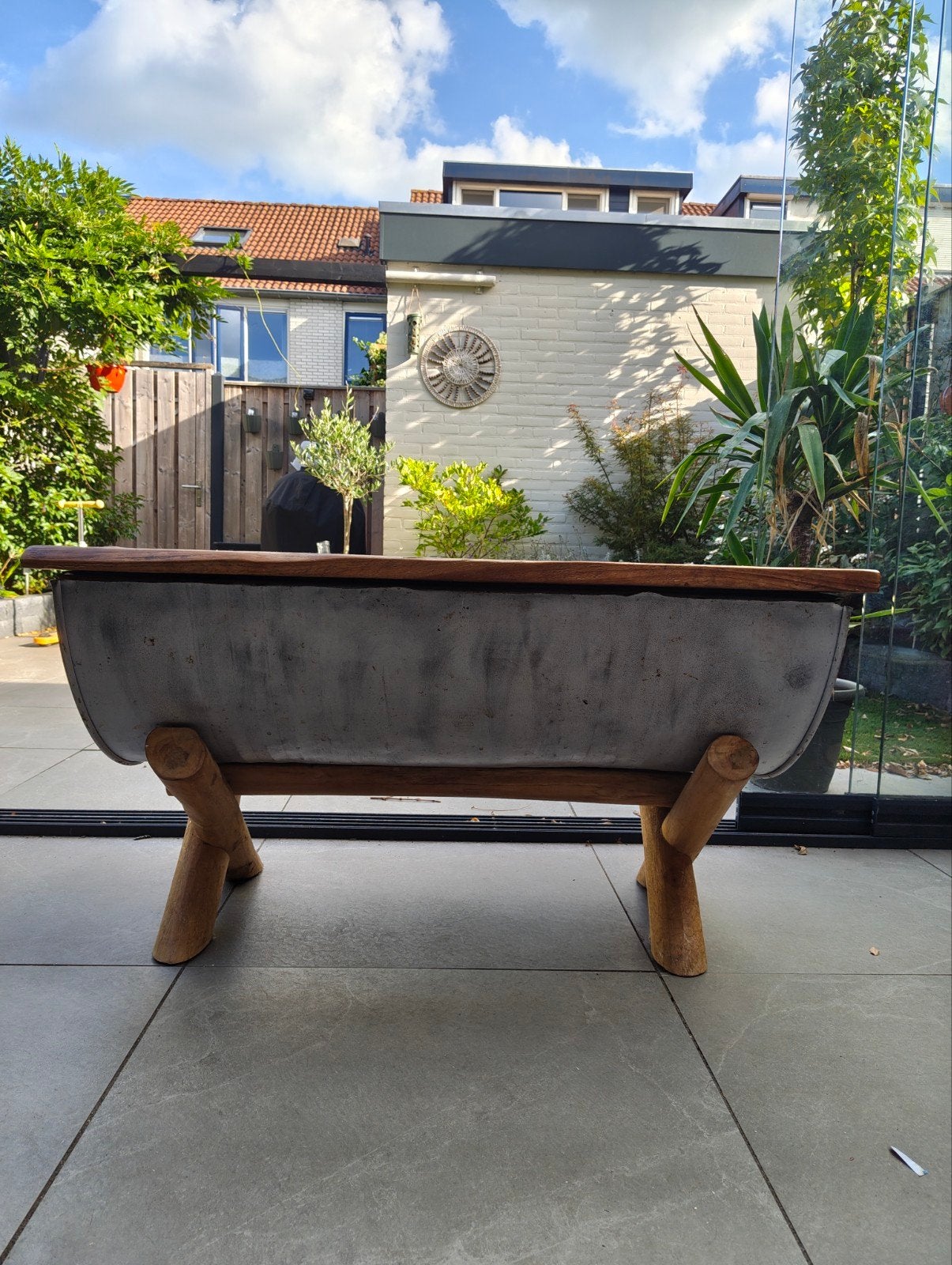 Unieke salontafel  met houten deksel, Ophalen, Gebruikt, 50 tot 100 cm, 50 tot 100 cm