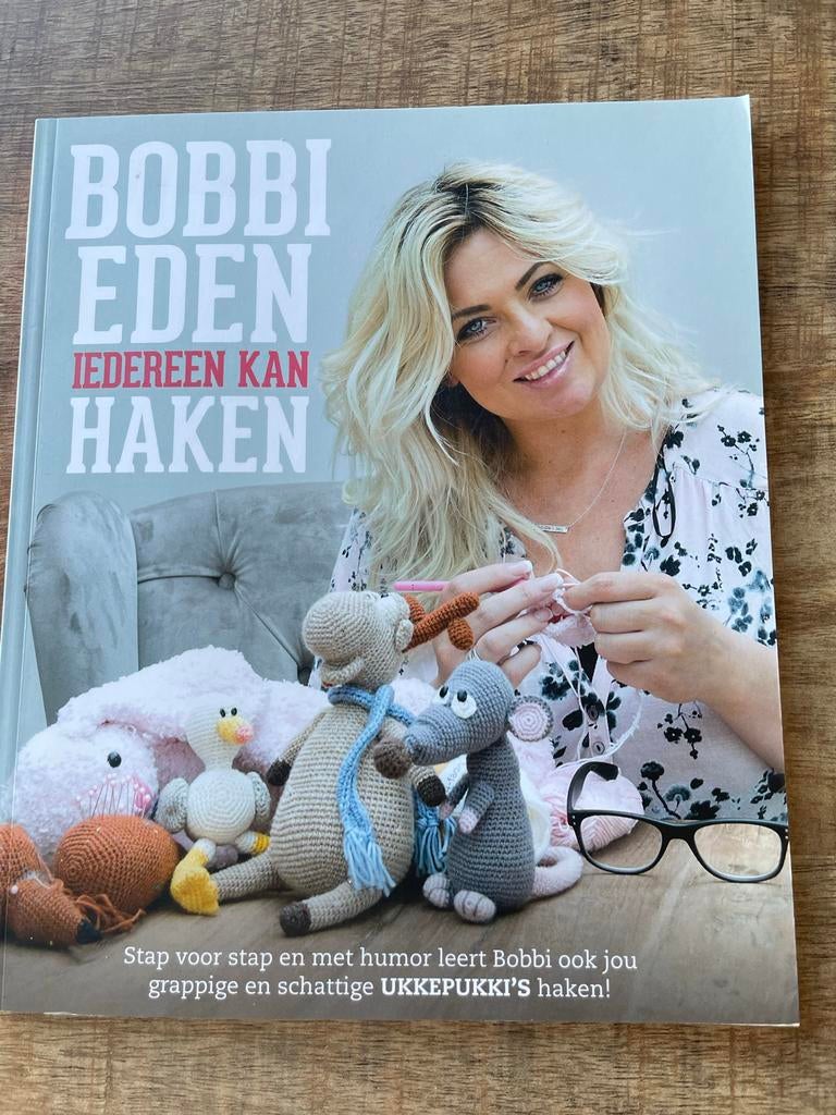 Iedereen kan haken van Bobbi Eden - Hardcover, Hobby en Vrije tijd, Breien en Haken, Ophalen of Verzenden, Zo goed als nieuw, Haken
