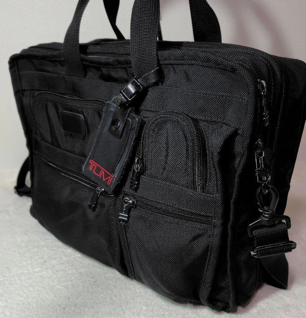 Tumi laptop tas, 30 cm of meer, Gebruikt, Zwart, Minder dan 35 cm