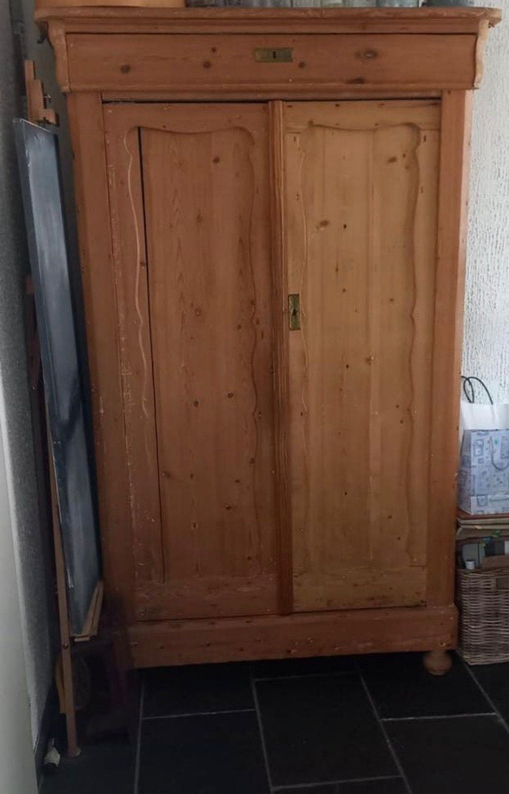 Antiek grenen  meidenkast, Ophalen