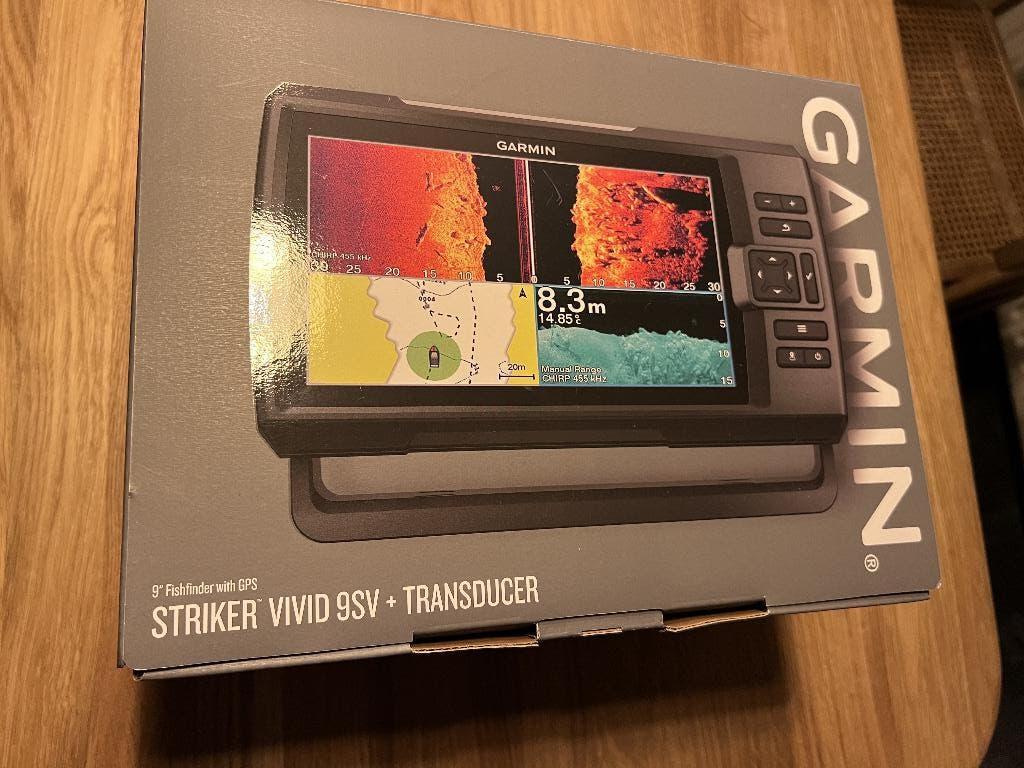 Garmin Striker Vivid 9sv + Transducer | GLOEDNIEUW Garantie!, Ophalen of Verzenden, Nieuw, Kaartplotter of Fish Finder