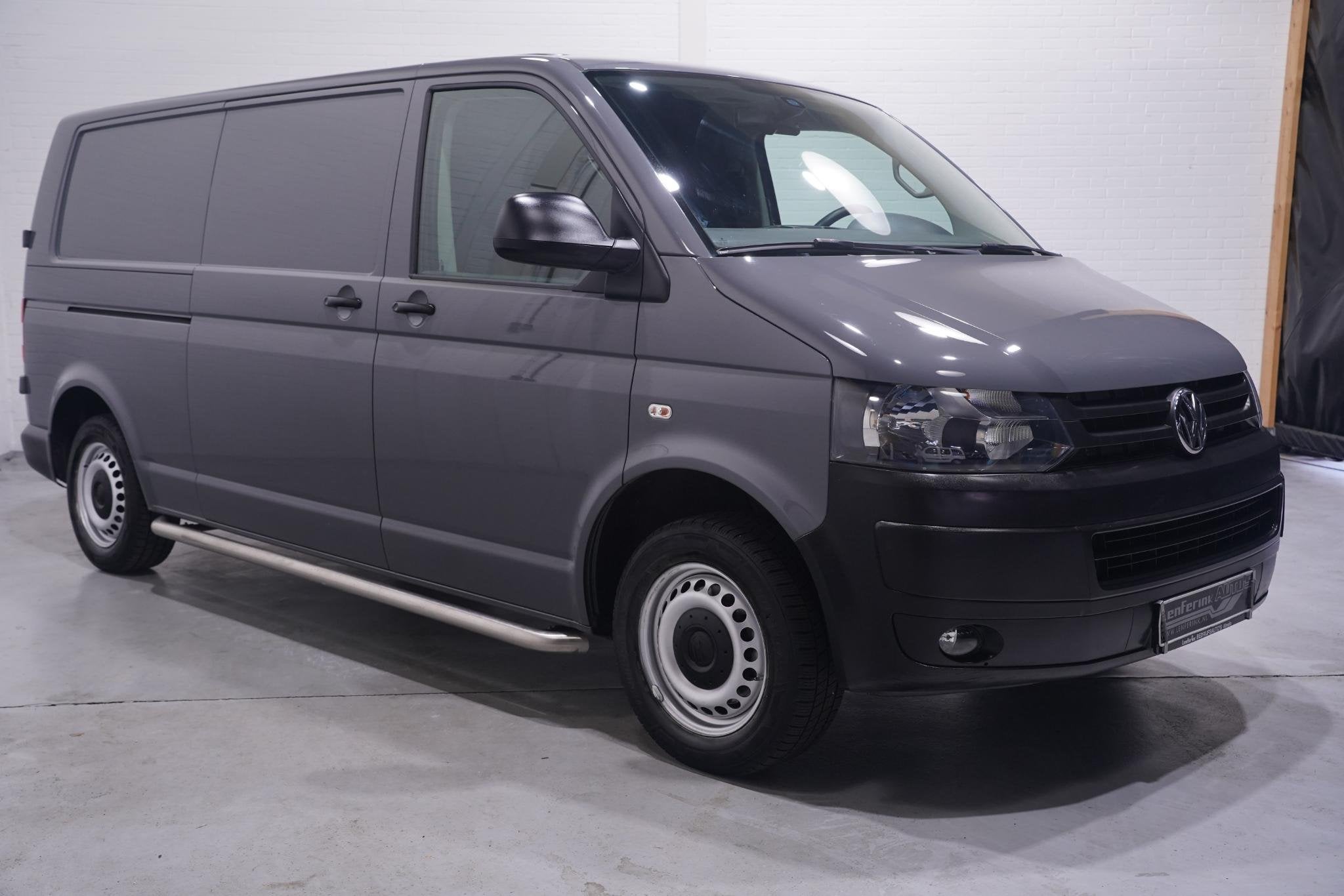 Volkswagen Transporter 2.0 TDI 102 pk L2H1 Navi, 2x Schuifde, Voorwielaandrijving, Euro 5, Stof, Gebruikt