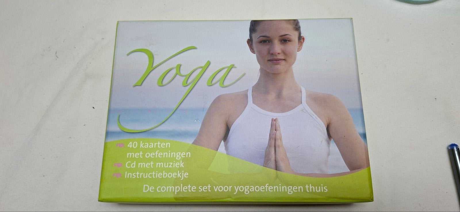 Set voor yogaoefeningen thuis – 40 kaarten, boekje en CD, Ophalen, Zo goed als nieuw, Overig