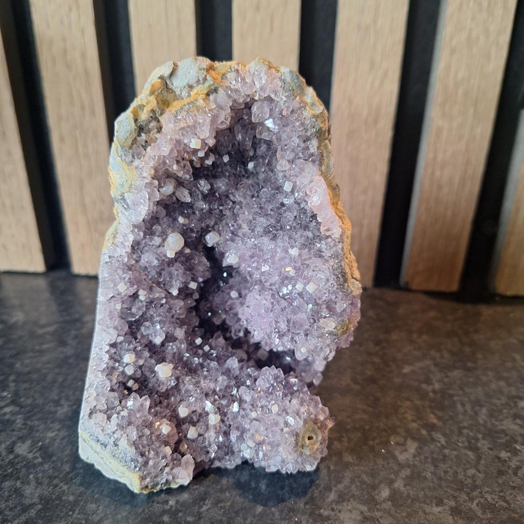 Prachtige Amethist Geode - 12 cm hoog, Sieraden, Tassen en Uiterlijk, Edelstenen, Ophalen of Verzenden, Gebruikt