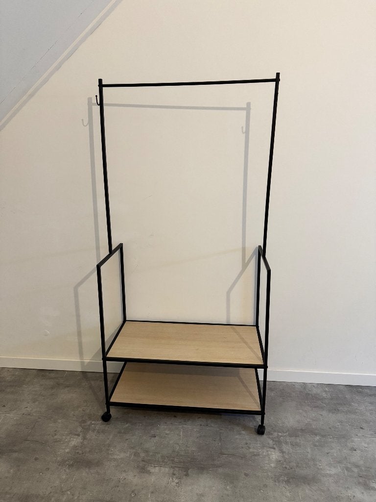 Rolbaar kledingrek met planken, Ophalen, Met wielen, Gebruikt
