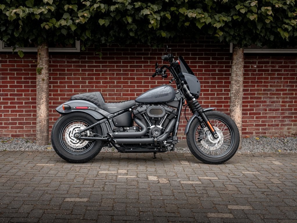 Harley-Davidson 114 FXBBS Softail streetbob (bj 2021), Motoren, Motoren | Harley-Davidson, Harley-Davidson, Bedrijf, Dorp 50
3415PG  Polsbroek
