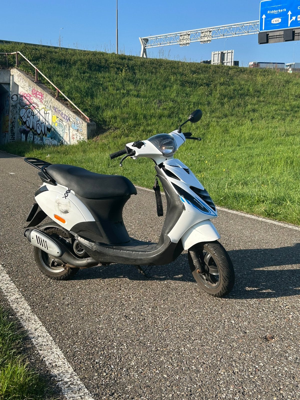 GEZOCHT: Piaggio Zip (Of soortgelijk. Bied alles aan), Ophalen of Verzenden, Gebruikt, Benzine