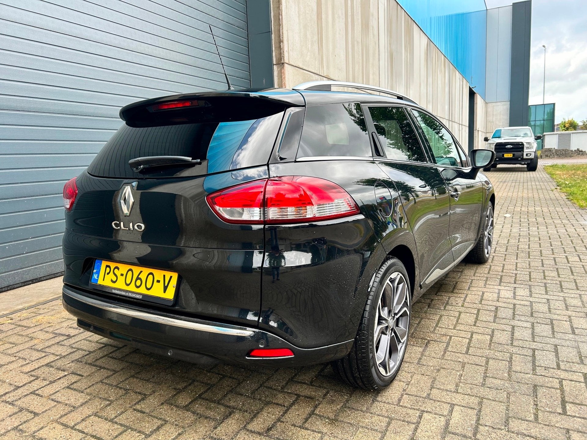 Renault Clio Estate 1.2 TCe Intens CLIMA NAVI PDC NAP, Voorwielaandrijving, 4 cilinders, Origineel Nederlands, Handgeschakeld