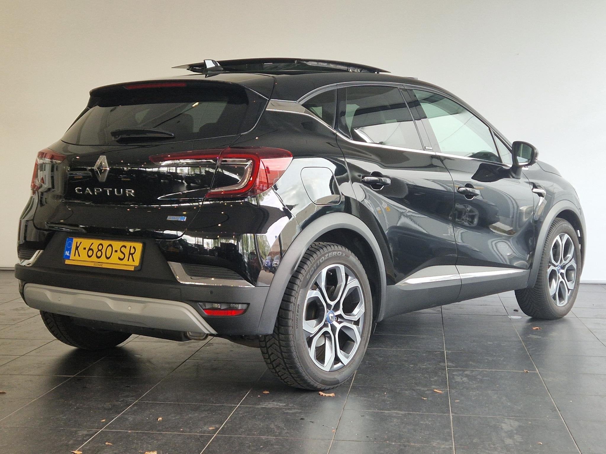 Renault Captur 1.6 E-Tech Plug-in Hybrid 160 Edition One | P, Auto's, Renault, Stof, Gebruikt, 4 cilinders, Met garantie (alle)
