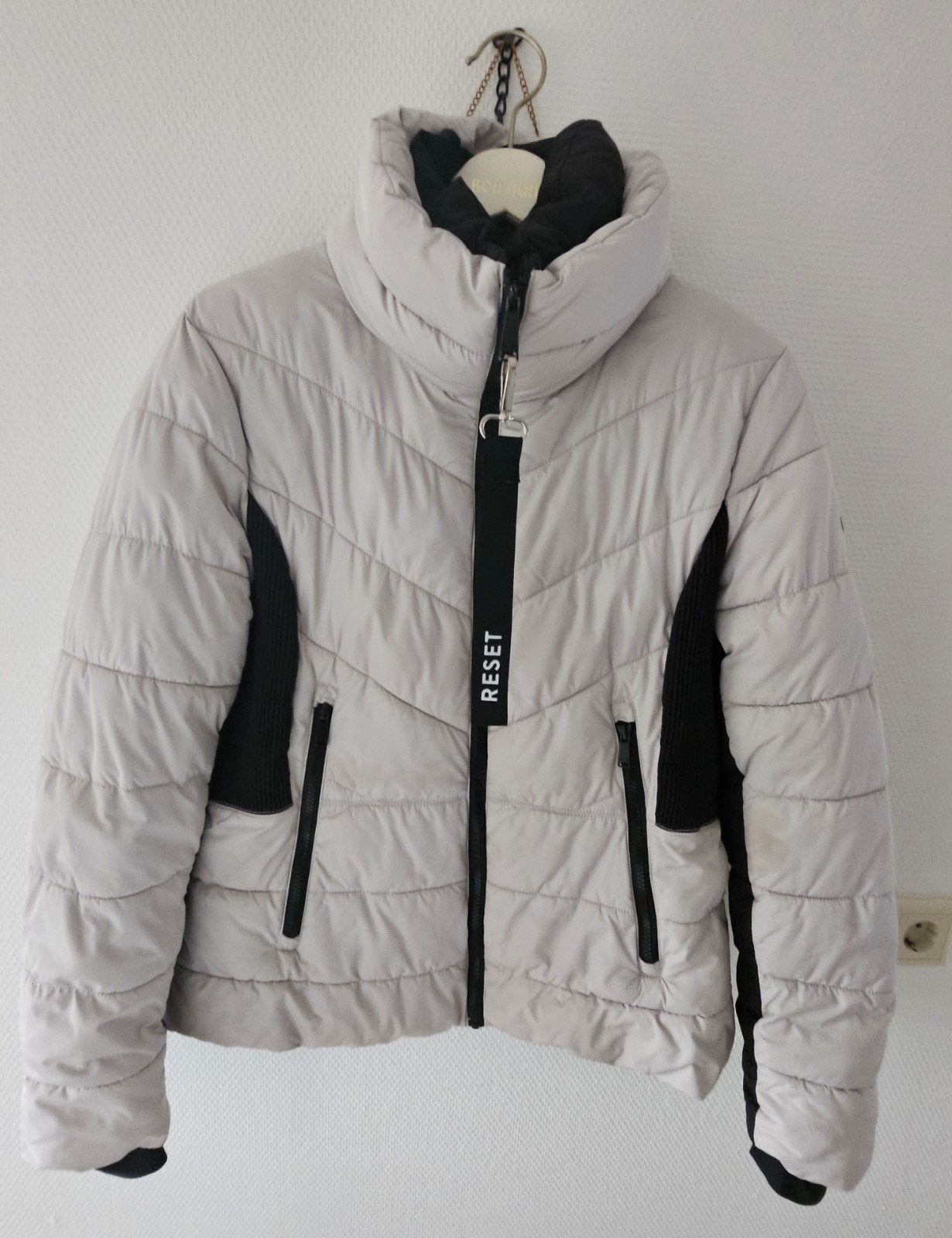Reset Winterjack, Kleding | Dames, Wit, Maat 42/44 (L), Ophalen of Verzenden, Gedragen