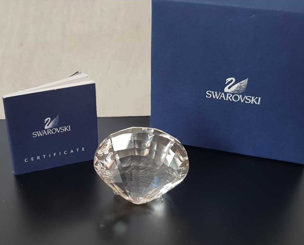 Swarovski SCS Sint Jacobsschelp, 2006 met doos & certificaat, Ophalen of Verzenden, Zo goed als nieuw, Figuurtje