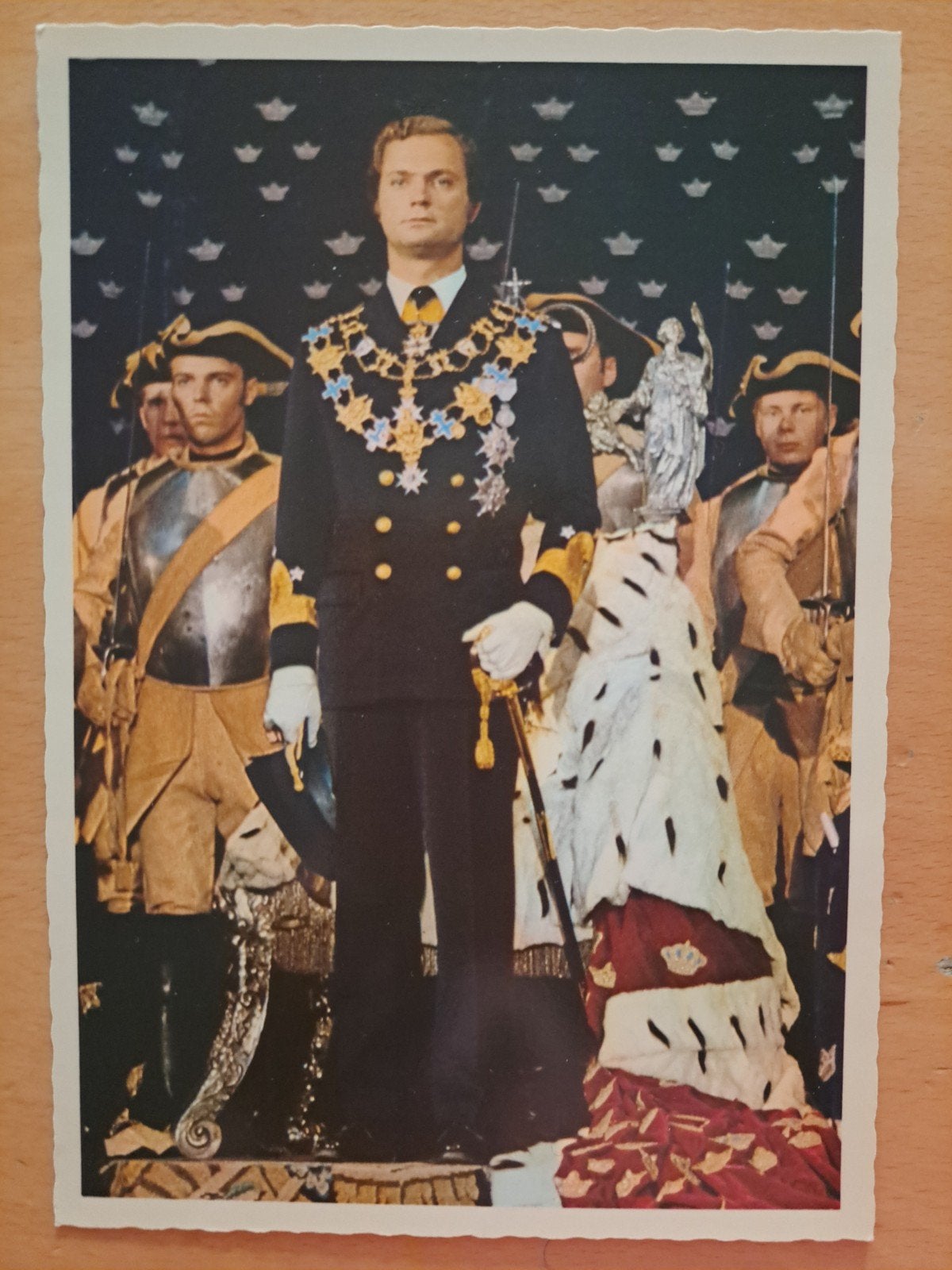 Grote ansichtkaart Carl Gustaf van Zweden, Ophalen of Verzenden, Kaart, Foto of Prent