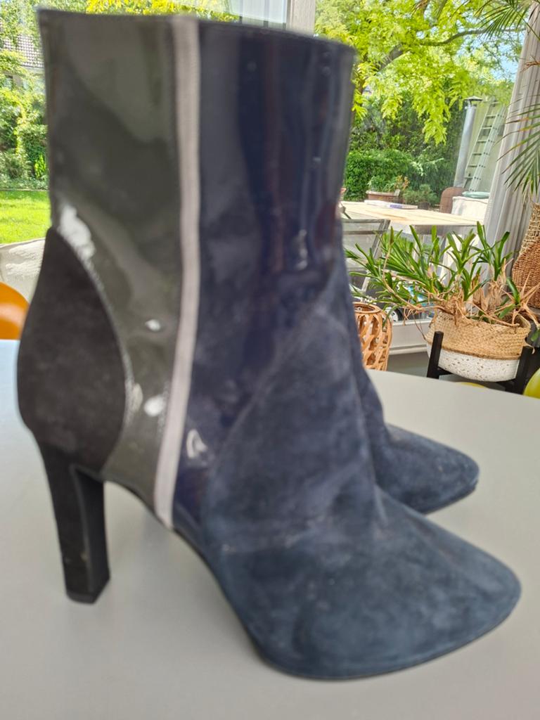 Lilian half hoog lak/ suede laarsje, Kleding | Dames, Legging, Lilian, Zo goed als nieuw, Verzenden