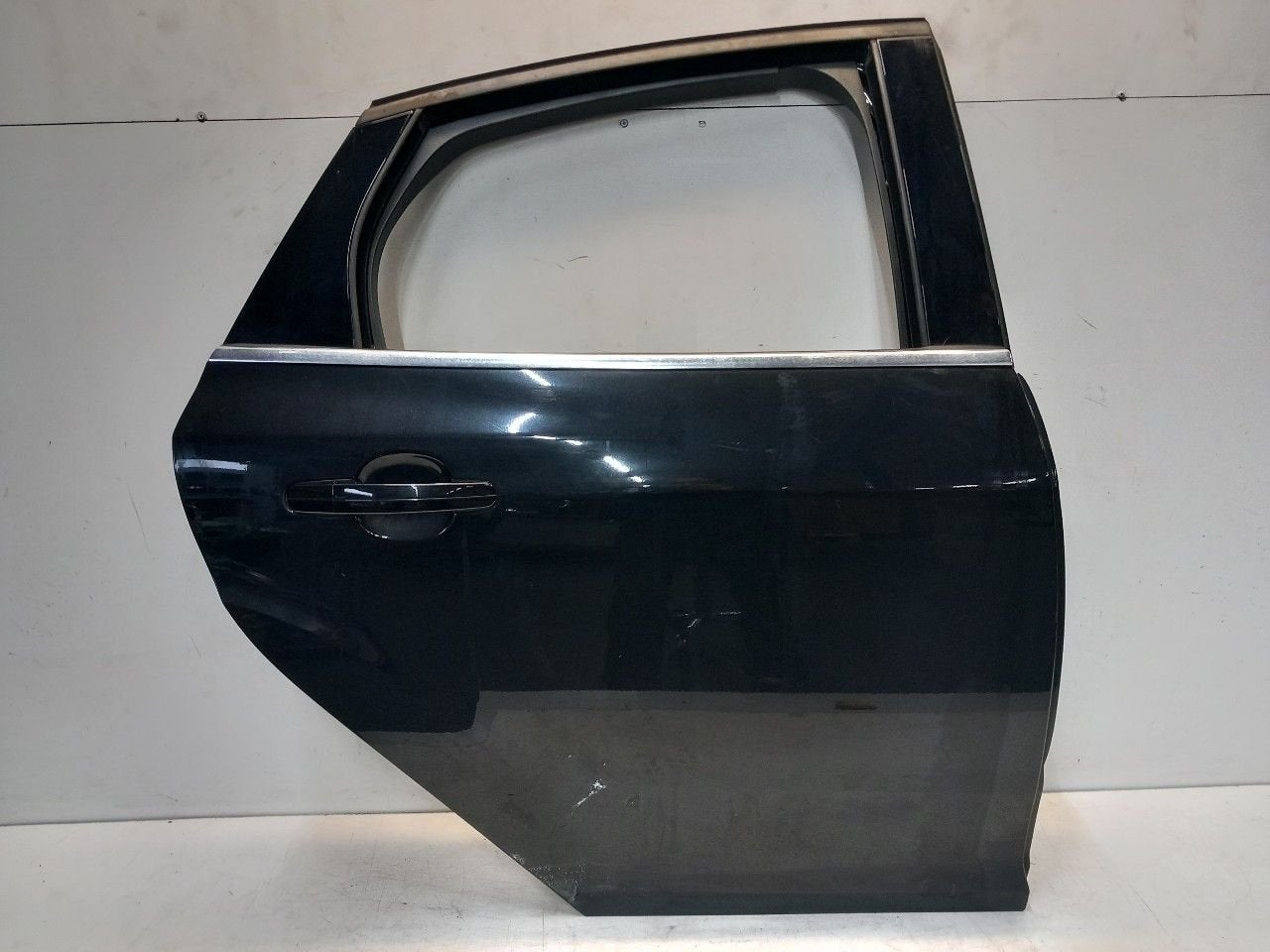 Portier rechts achter Ford Focus, Auto-onderdelen, Onderdelen@venauto.nl, Van der Ven Autorecycling B.V., Gebruikt, Ettenseweg 76, 4706 PB Roosendaal, The Netherlands